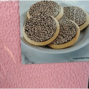 New leopard silicone mold by sunny side up bakery baking cookies diy